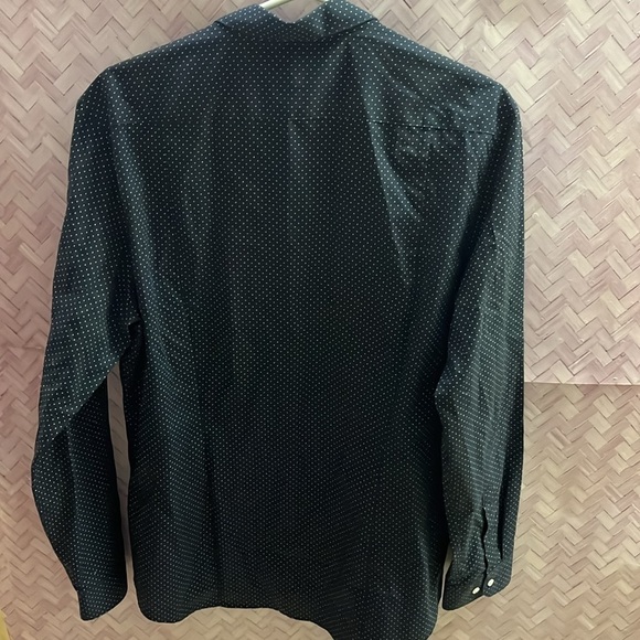 H&M easy iron slimfit men’s long sleeve dress shirt, large polkadot, black white - Picture 6 of 6